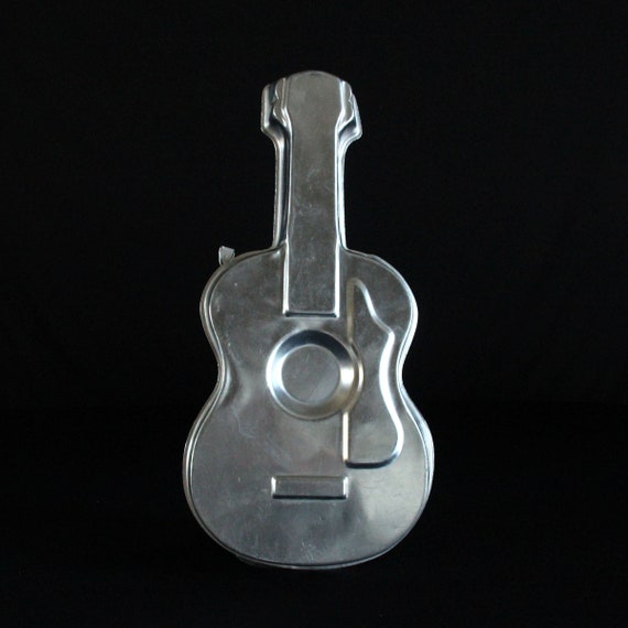 Wilton Guitar Cake Pan Sheet Cake 1971 Wilton 502925 Etsy