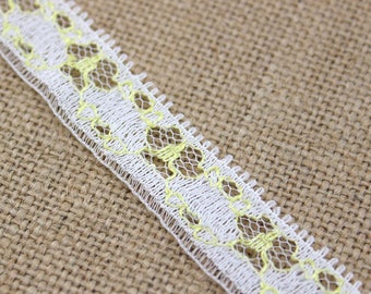 2 Yards of Vintage Lace in White and Yellow 0.6 Inches Wide