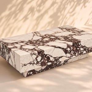 Mesa de centro rectangular con pedestal elevado de mármol Viola de Calcuta