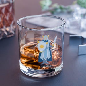 PALADIN &quot;Oathbound Vessel of Life&quot; Rocks Glass - Dungeons and Dragons RPG DnD Glassware