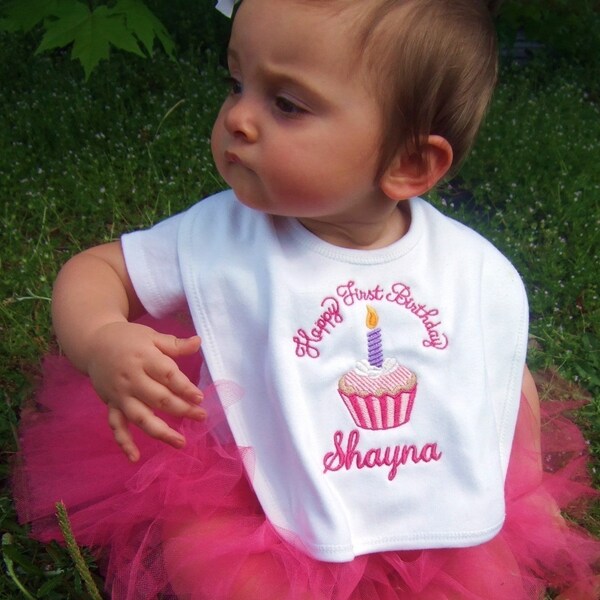 Happy First Birthday Bib, Cupcake, YOU CHOOSE COLORS,, by Gingham Bunny