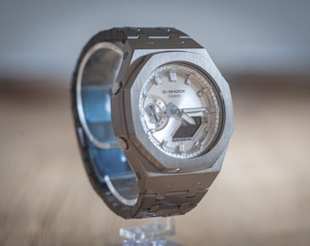 Casio Bespoke G-Shock GA-2100FF Caixa de metal cinza - Caixa de aço inoxidável completa com mostrador prateado