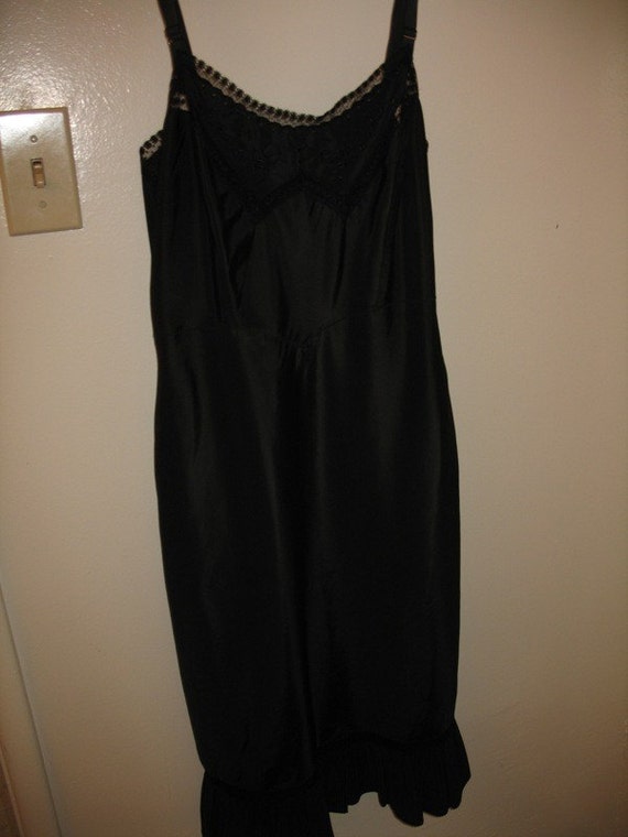 1950s Red Taffeta Half Slip with Crystal Pleats and Polka Dot Ribbon