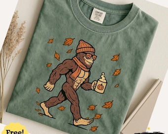 Comfort Colors Vintage Fall Bigfoot Cozy Season Funny Sasquatch Autumn Thanksgiving Gift