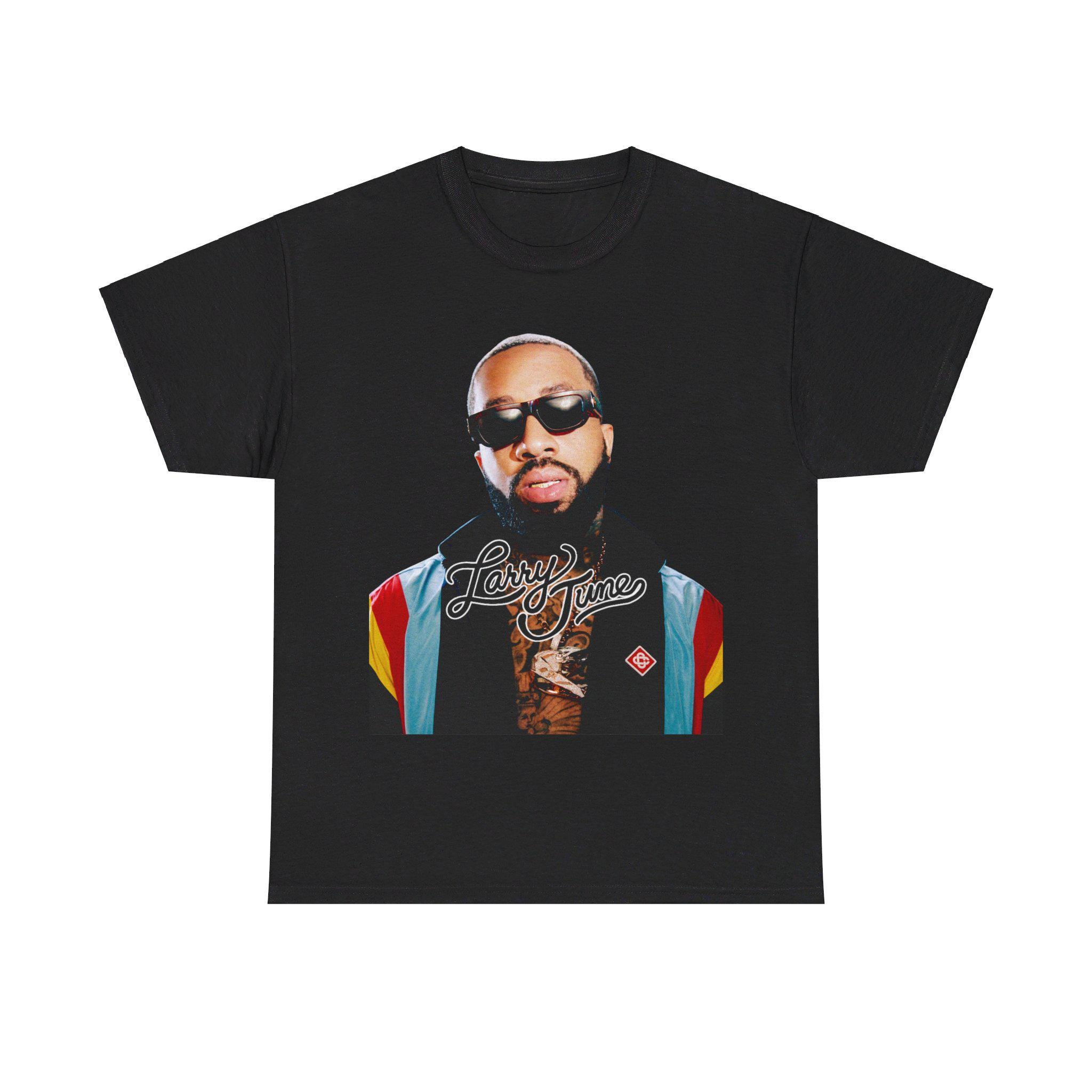 激レア　Larry June Larry's Market ツアー　Tシャツ QKVHDUN Larry June Larry's Market Run TOU Merch Tee Fashion