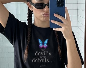 Quicksilver | Camiseta Callie Hart | livro de fantasia | romance sombrio | presente de livro | Bookish Apparel Casual Wear