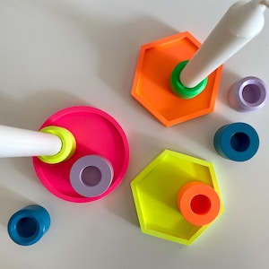Mix and match set of 2 candle holders for taper candles and a plate in neon colors: neon pink, neon yellow, neon orange, neon green, lilac & petrol.