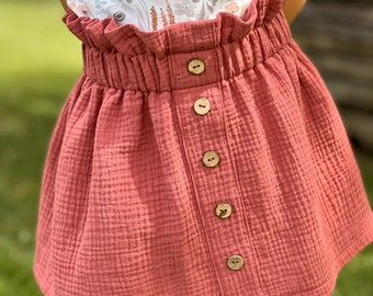 Gonna in mussola in stile paperbag con abbottonatura