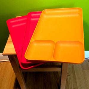 未使用⭐️Tupperware タッパーウェア　4点セット　昭和レトロ　オレンジ 未使用⭐️Tupperware タッパーウェア 4点セット 昭和レトロ