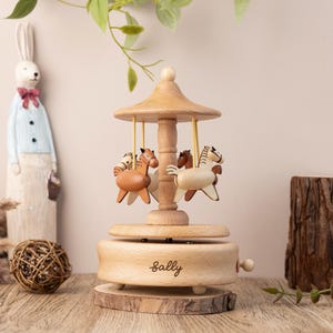 Caja de música personalizada para niños, Caja de música con nombre grabado, Caja de música para bebé para regalo de ducha, Cajas de música de madera, Juguetes de carrusel para regalos de cumpleaños