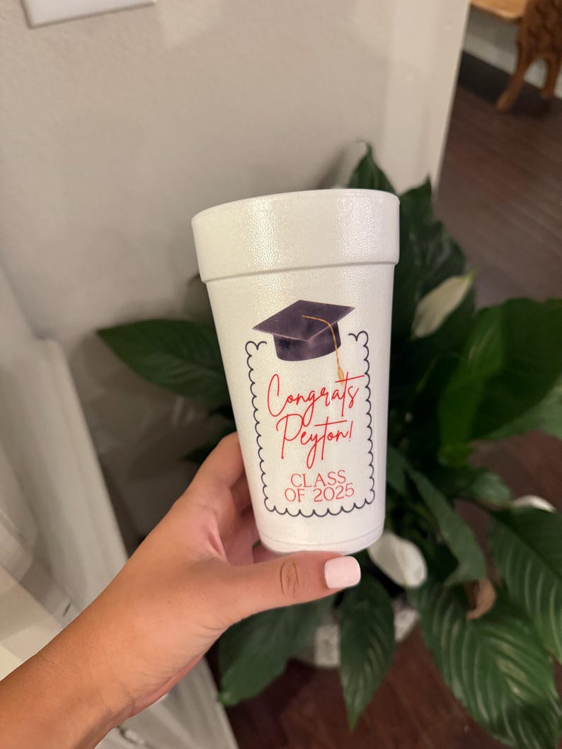 Gobelets en polystyrène pour l'obtention du diplôme personnalisés | Gobelets personnalisés en polystyrène pour les diplômés pour les fêtes, les célébrations et plus encore ! image 4