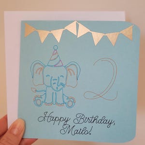 Gepersonaliseerde kaart voor jongen en meisje voor verjaardag / geboorte / baby / gelukkige verjaardag / schattige olifant met naam en nummer