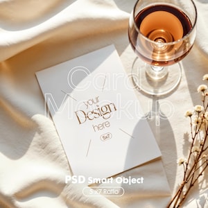 5x7 Karten Mockup PSD | Minimalistisches weißes Briefpapier Mockup für Hochzeit, Babyparty, Einladungs- & Ereigniskarten, PSD Smart Objekt