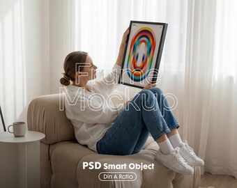 Mockup ramki DIN A w formacie PSD: grafika ścienna z postacią, inteligentny obiekt PSD (pobranie cyfrowe)