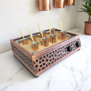 Cafetera tradicional hecha a mano con arena de cobre, con 8 jarras, 2000 W, 110/220 V: auténtica experiencia de café turco con abundante espuma