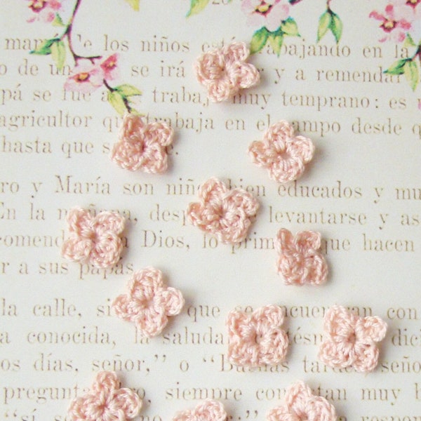 Crochet Flowers - Tiny Flowers - Crochet Mini Flowers -Mini Flowers - Applique - Crochet Flowers - crochet embellishments / Tiny Crochet