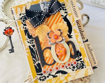 Halloween Mini ALBUM, Handmade Halloween Album - Halloween Scrapbook, Mini album Halloween - Halloween Gifts - Halloween,  Halloween Album