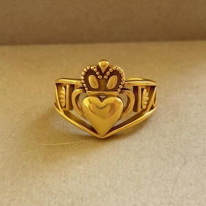 Irish Claddagh Eternal Knot Design Gold Ring | 14K 18K 22K | Gold Ring