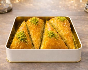 Special Baklava, Authentic Turkish Pistachio Carrot Baklava Gift Box: Handmade Mediterranean Pastry