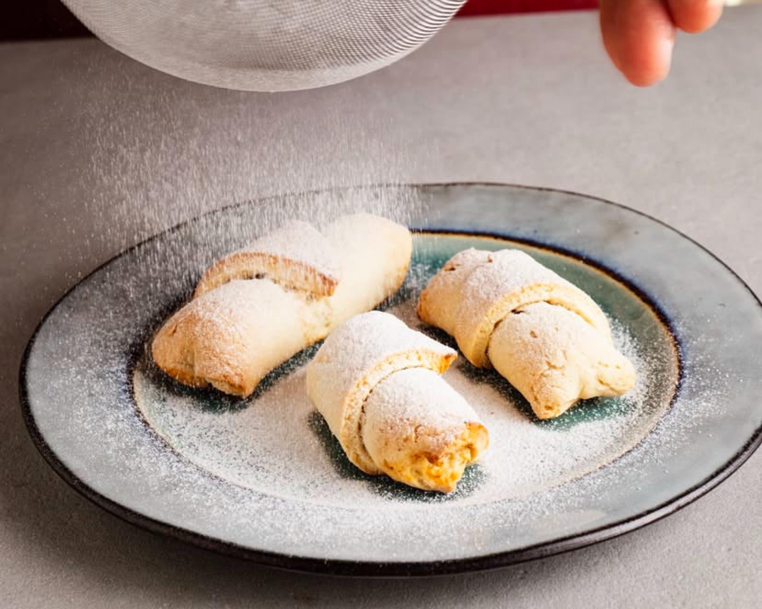Handmade Turkish Apple Pie Cookies: Gift Boxed Dessert