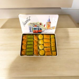 Mixed Turkish Baklava Gift Tin: Pistachio & Walnut