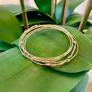 Gold Bangles set of 5, handmade bangles, gold bangles, 14kt gold fill bangles, hammered bangles, knotted bangles image 3