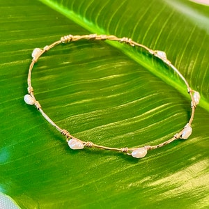 Gold Pearl Bangle, handmade bangle, gold fill bangle, wire wrapped pearl bangle, freshwater pearl bangle, beaded bangle, thin bangle