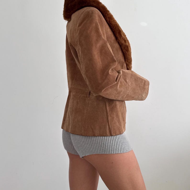 Vintage brun mockajacka i skinn med fuskpälskant och krage / Storlek M bild 8