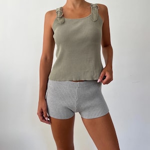 Olive Green Ribbed Tank Top with Adjustable Strap Details / Military Fitted Top / Vintage Grunge Y2K 00s / Size S