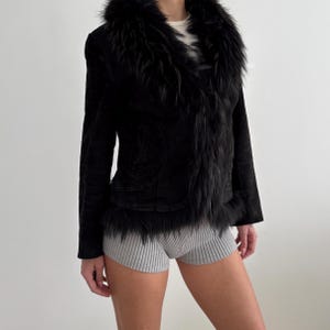 Vintage Black Suede Leather Fitted Jacket with Real Fur Trim Insert Collar / Size M image 7