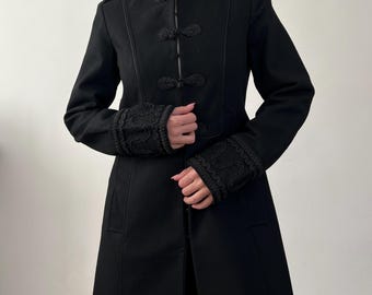 Vintage militär asiatisk orientalisk stil ullblandning hög krage åtsittande lång kappa / dekorativ kinesisk tangjacka / storlek S