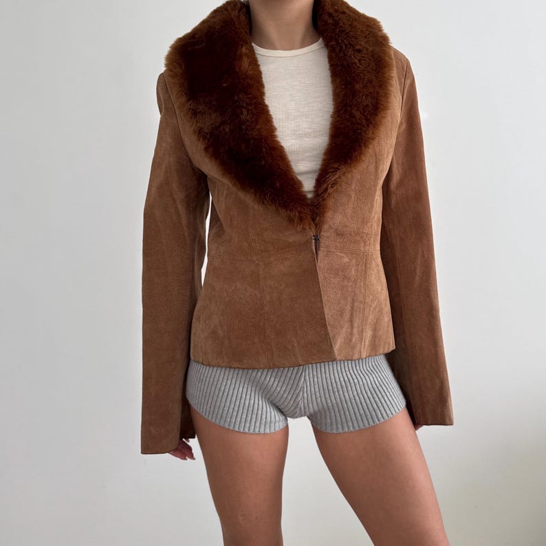 Vintage brun mockajacka i skinn med fuskpälskant och krage / Storlek M bild 6