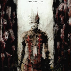 Może przedstawiać: Okładka powieści graficznej zatytułowana Hellraiser Anthology Volume One przedstawiająca centralną postać z głową pokrytą szpilkami oraz ciemnym, teksturowanym torsem. Grafika wykorzystuje stonowaną paletę barw z ciemnoczerwonymi akcentami i zawiera napis For Mature Readers Only.