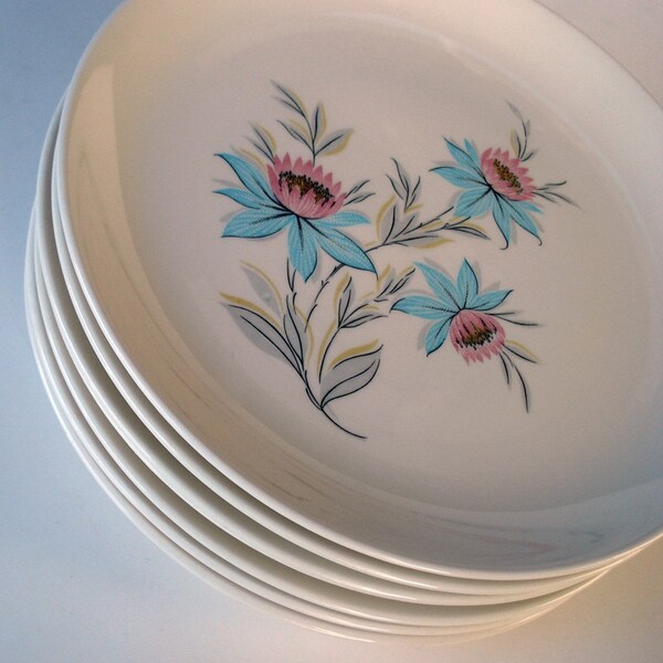 Vintage Steubenville Pottery dinner plates in the Fairlane pattern (set of 4)