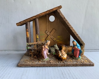 Antique nativity scene - made in Italy