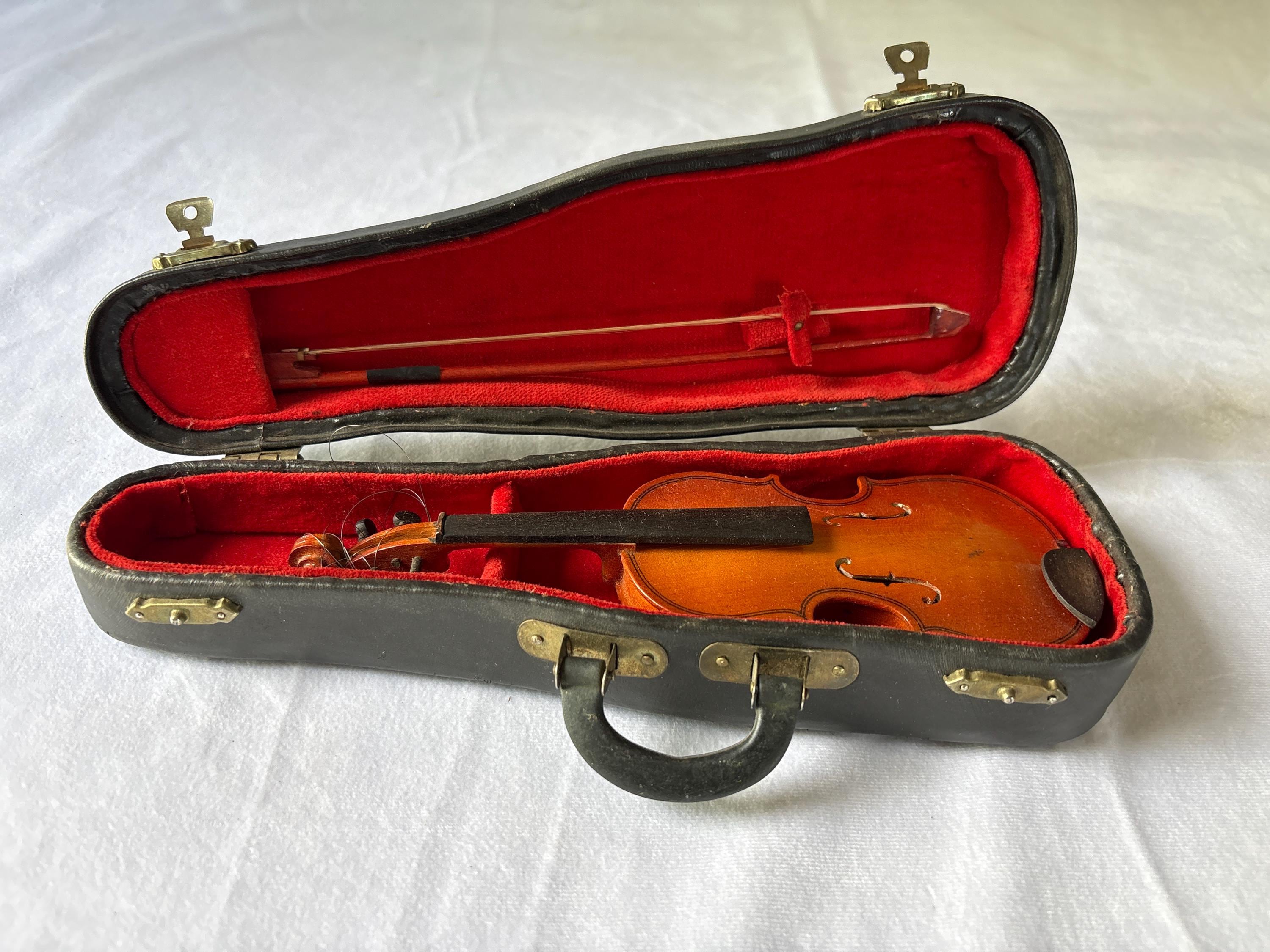 Violin display case - Etsy 日本