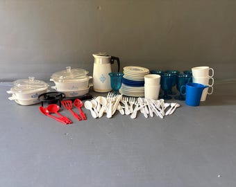 Little chef toy kitchen set - Corelle Blue Cornflower – complete miniature kitchen/dining set - coffee pot, pans with lids, trivet, plates