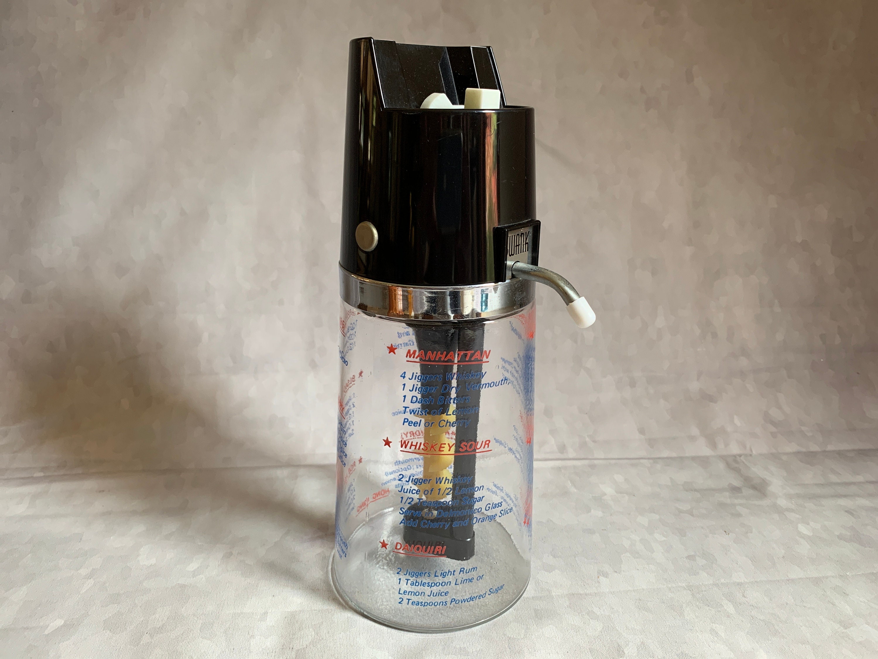 Electric Cocktail Mixer With Recipes and Battery Operated Function