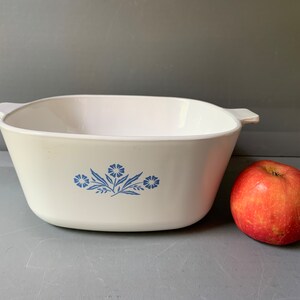 Choose your vintage Corning Ware casserole dishes and pans 2 1/2 quart pan