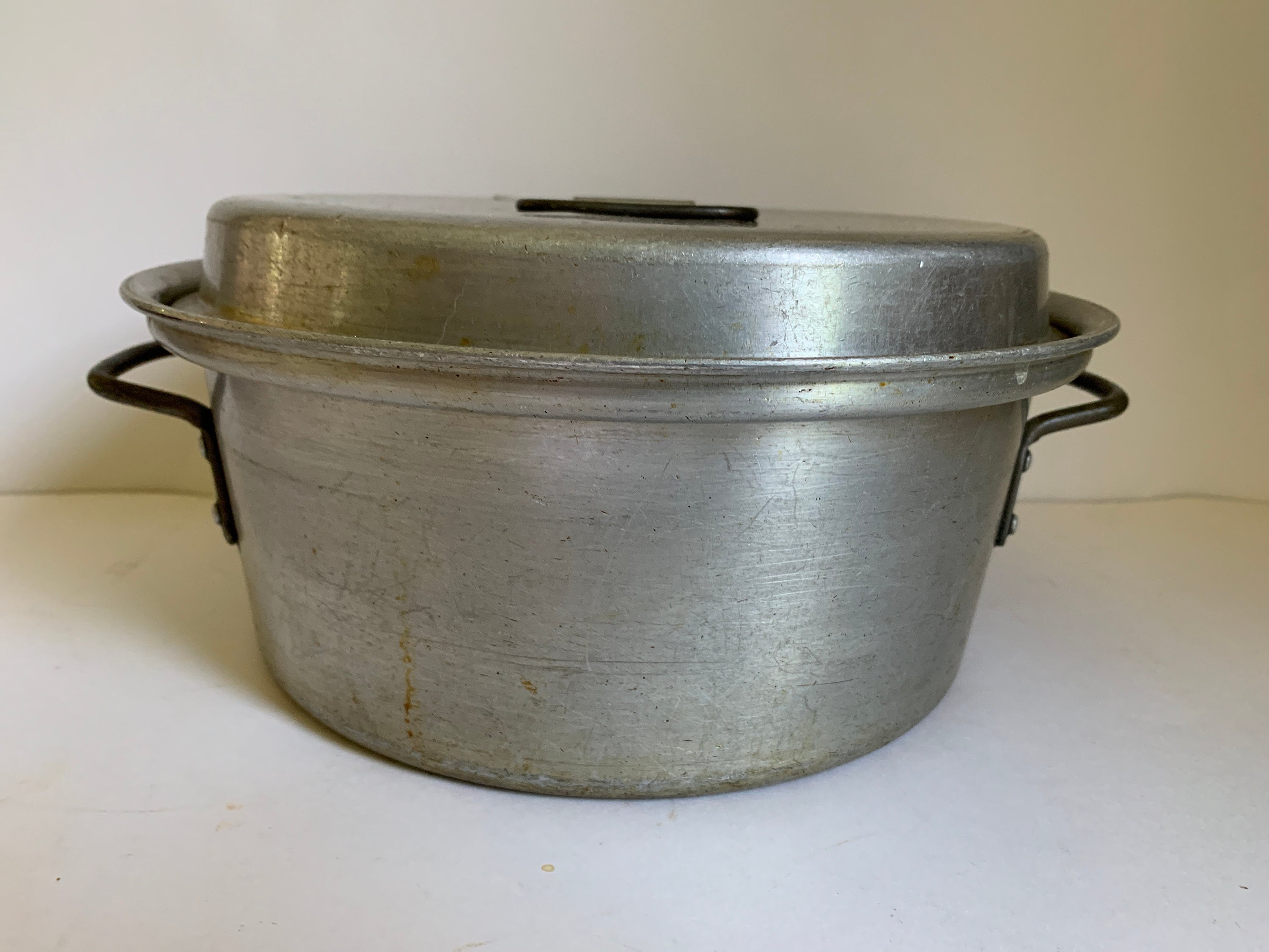 Vintage Wear Ever 4 Quart Stock Pot Dutch Oven Aluminum 1294 with Lid