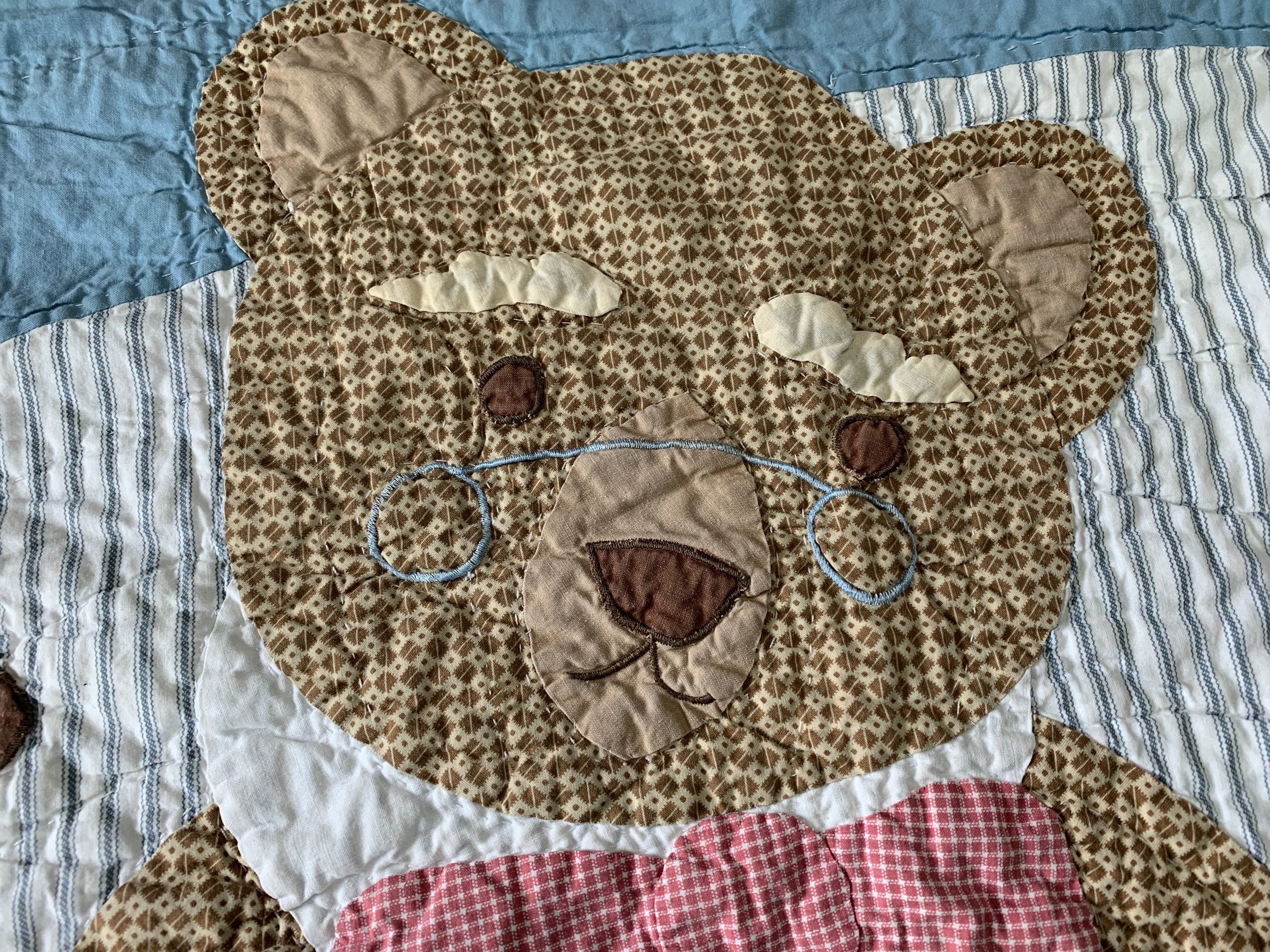 Teddy bear baby quilt sale