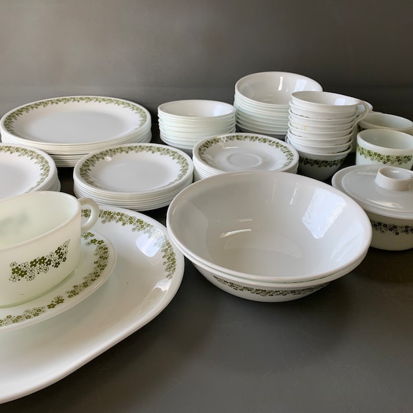 Choose your Corelle Spring Blossom/Crazy Daisy dinnerware - Mix and match to complete your set