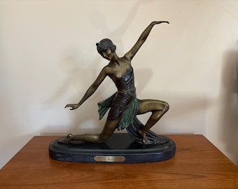 Kneeling Deco Dancer statue – Art Deco style sculpture inspired by Chiparus - resin base and metal statue