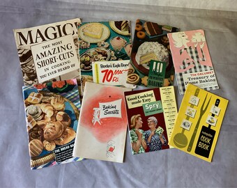 Set of 8 recipe booklets and kitchen instruction books - 1930s, 1940s and 1960s