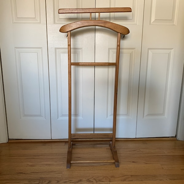 Gentlemen's valet stand - solid oak - beautifully made