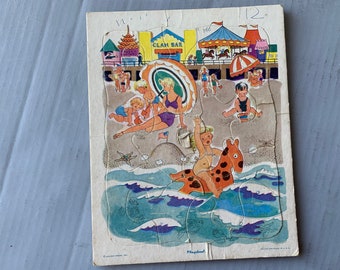 Beach Scene puzzle by Playskool - gorgeous 1970s illustration