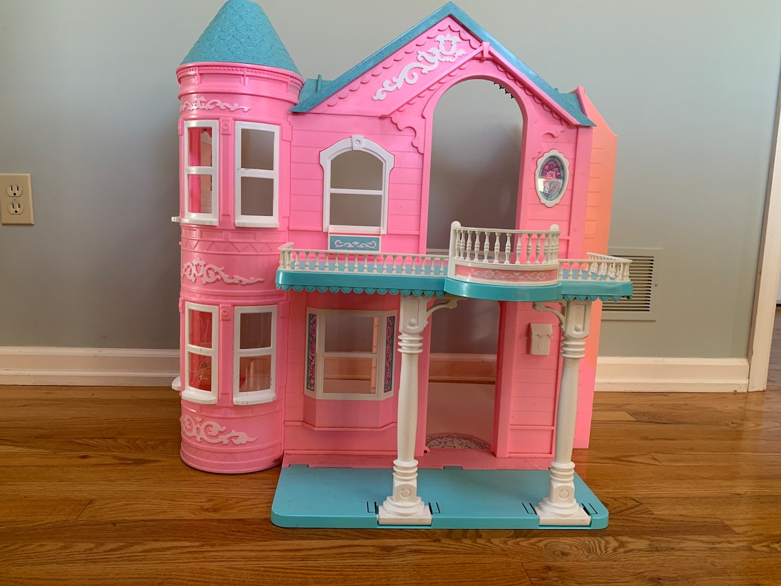 1990 Barbie Dream House