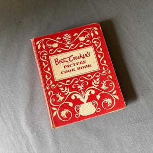 Betty Crocker&#39;s Picture Cook Book - 1950s - very good condition