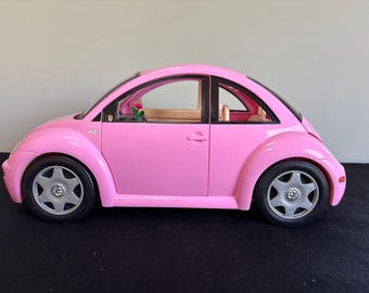 Barbie car - 2000 Volkswagen bug - magenta pink exterior - tan interior