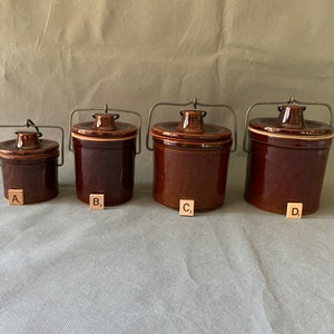 Kies je vintage geglazuurde kaas- of boterpot - klein, medium, groot, extra groot - in zeer goede staat